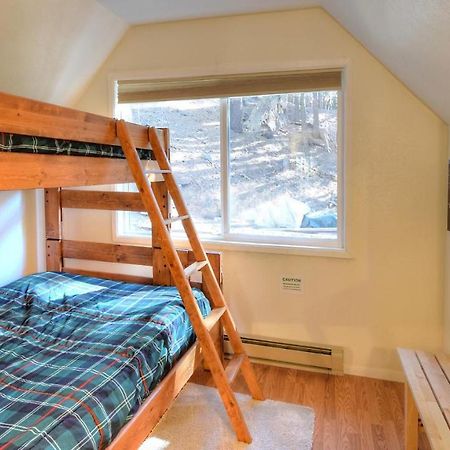 Hawks Nest Lodge 西优胜美地 外观 照片